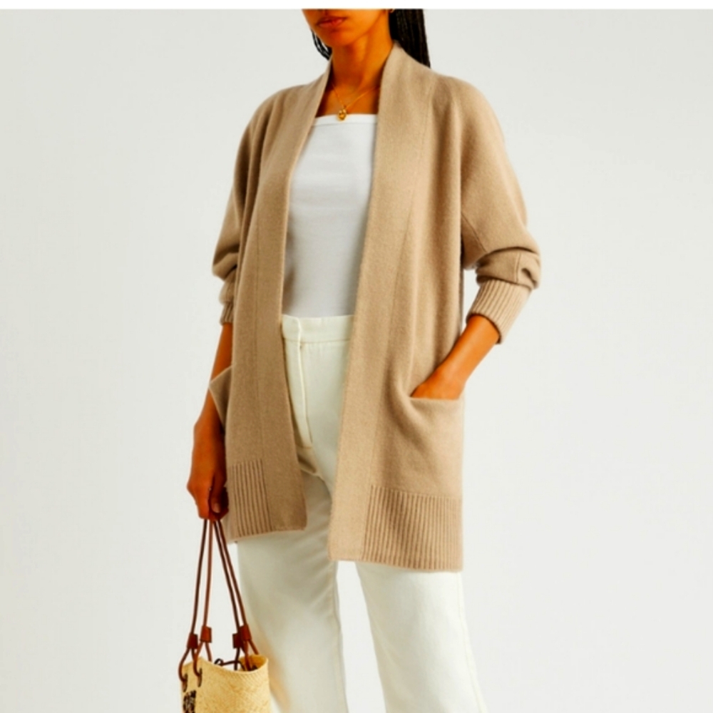-Motto Women's Tan Merinowool Blend Cardigan Sweater With Pockets NWOT